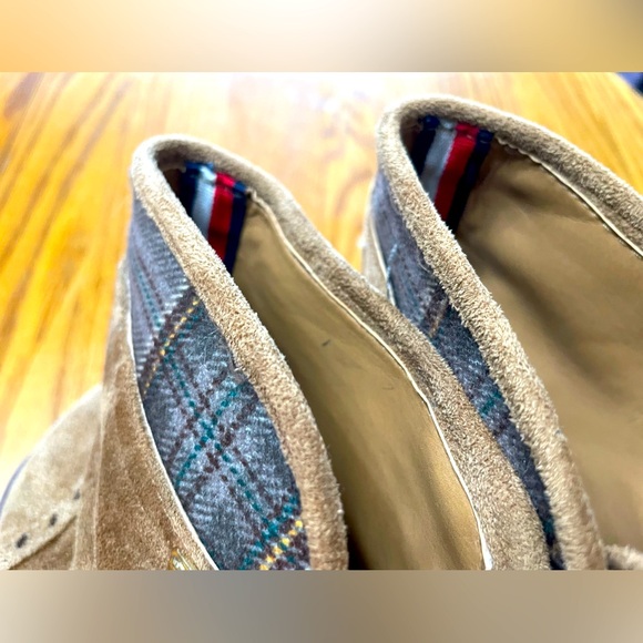 Tommy Hilfiger twyazi tan faux suede lace up boots - Picture 5 of 8